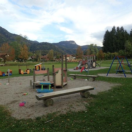 Chiemgauferienwohnungen - Wanderlust Und Alpenrose Unterwossen Bagian luar foto