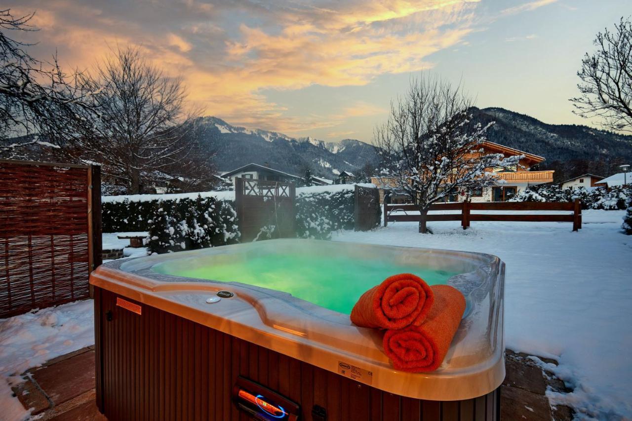 Chiemgauferienwohnungen - Wanderlust Und Alpenrose Unterwossen Bagian luar foto